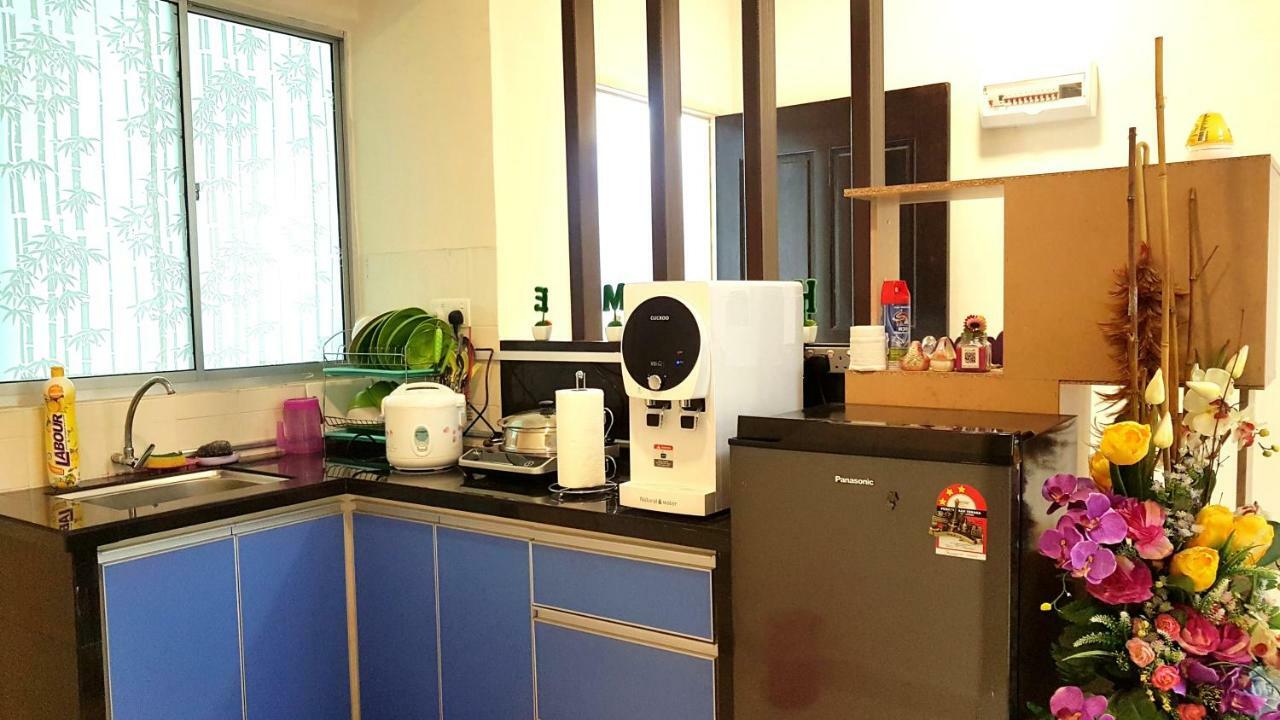 Leezahomestay Bayan Lepas Extérieur photo